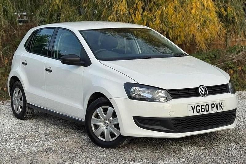 Used VW Polo S 70 HP (51 kW) 2010 White Hatchback
