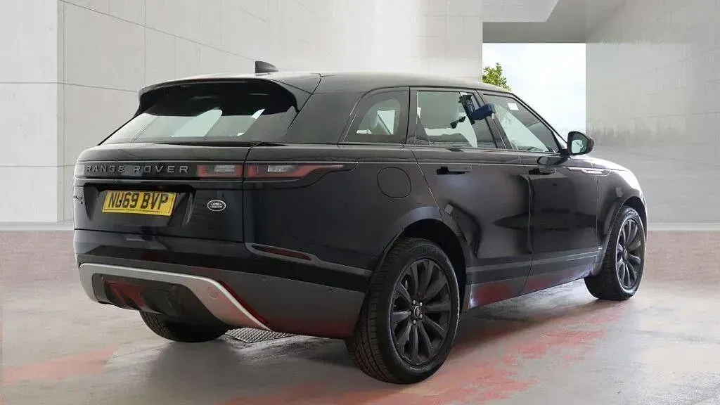 Used Land Rover Range Rover Velar SE Dynamic 2019 Black SUV