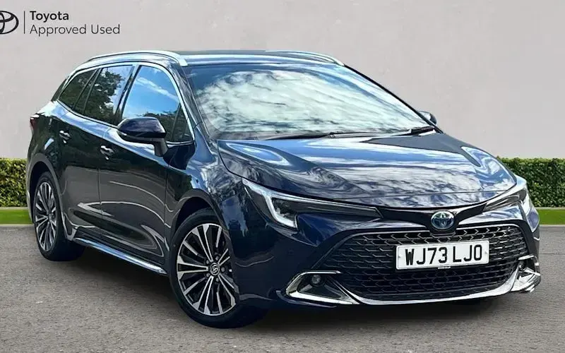 Used Toyota Corolla Design 140 HP (102 kW) 2023 Estate