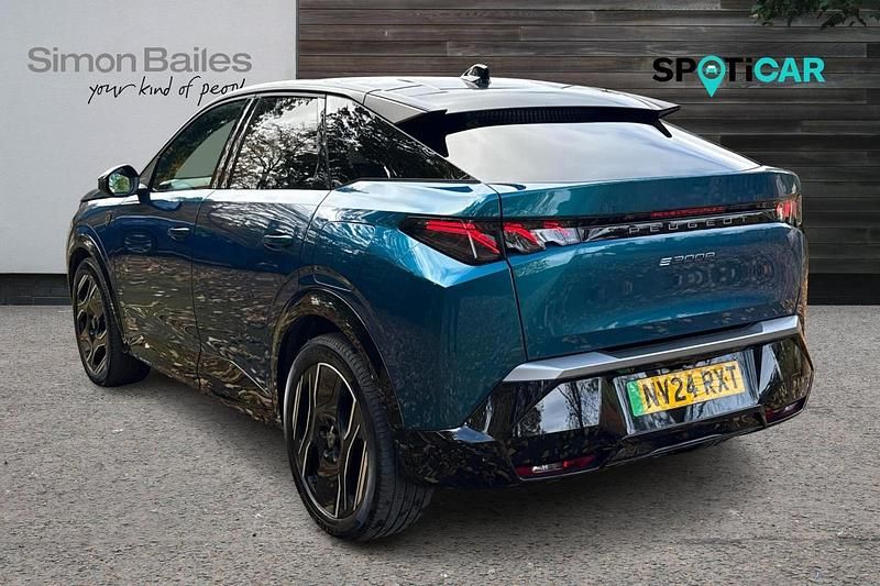 Used Peugeot e-3008 GT 152 kW (207 HP) 2024 Blue SUV