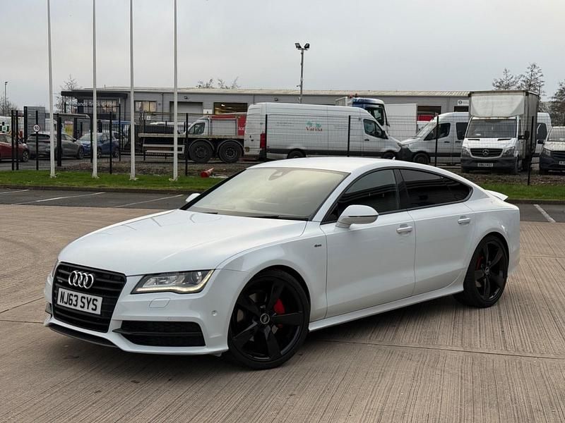 Used Audi A7 Comfort 2013 White Hatchback