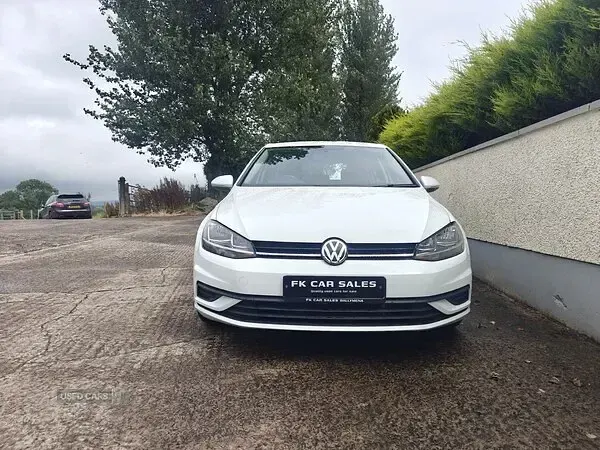 Used VW Golf VII S 115 HP (84 kW) 2020 White Hatchback