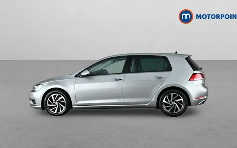 Used VW Golf VIII Edition 131 HP (96 kW) 2020 Hatchback