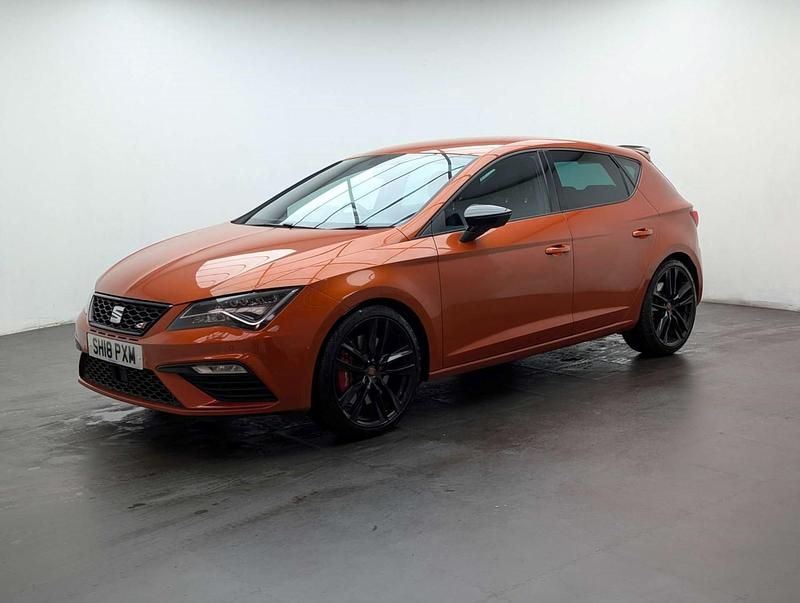 Used Seat Leon CUPRA 300 HP (220 kW) 2018 Orange Hatchback