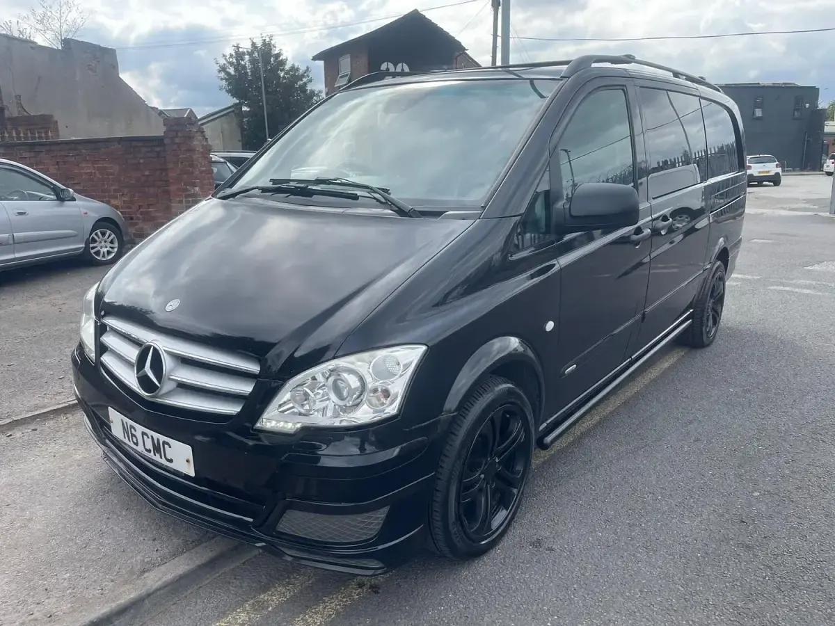 Used Mercedes Vito 224 HP (164 kW) 2011 Black Van