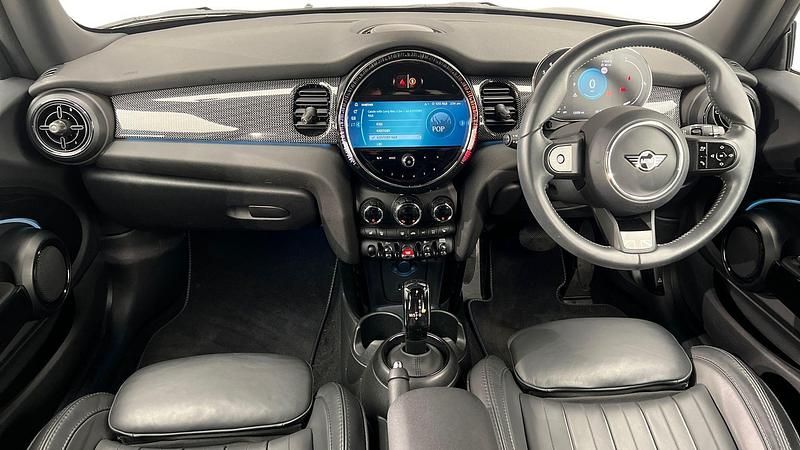 Used Mini Cooper Exclusive 134 HP (98 kW) 2024 Black Hatchback