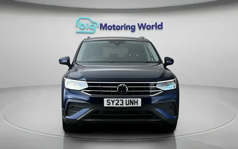 Used VW Tiguan Allspace Life 150 HP (110 kW) 2023 Blue SUV