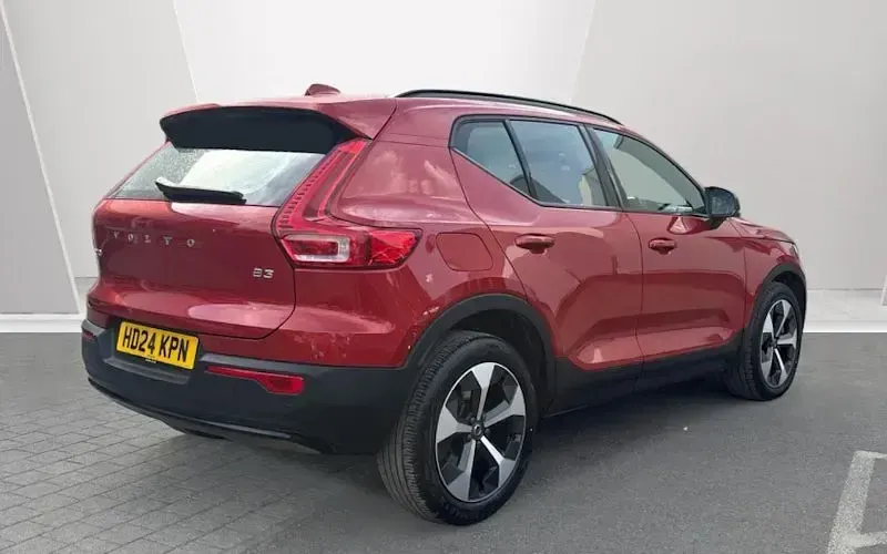 Used Volvo XC40 Plus 163 HP (119 kW) 2026 SUV