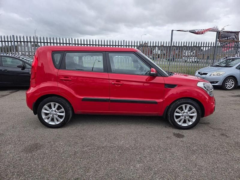 Used Kia Soul 126 HP (92 kW) 2012 Red SUV