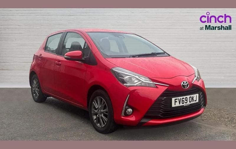 Red Used 2020 Toyota Yaris Hatchback | £10,423 (Good price) - Image 1/4