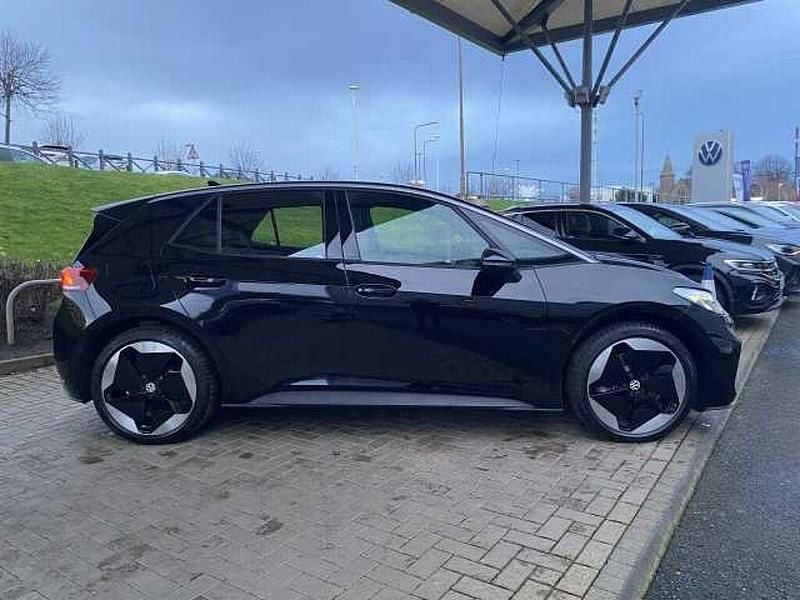 Used VW ID.3 Pro 150 kW (204 HP) 2025 Black Hatchback