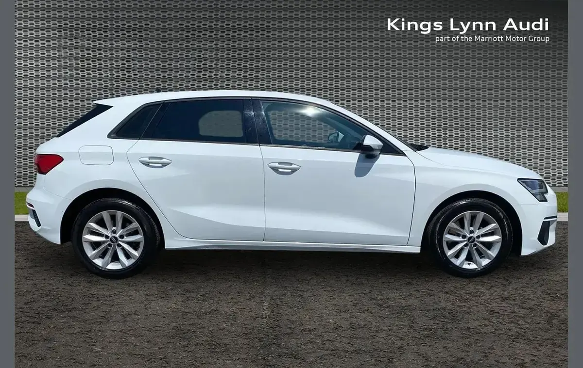 Used Audi A3 147 HP (108 kW) 2021 White Sedan