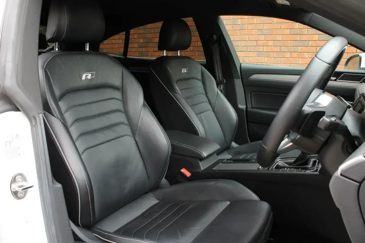 Used VW Arteon Elegance 2020 White Hatchback
