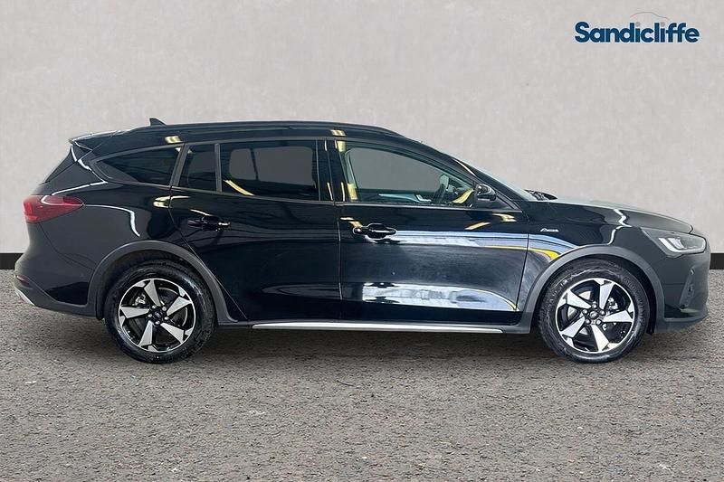 Usado Ford Focus Active 155 HP (114 kW) 2023 Preto Carrinha