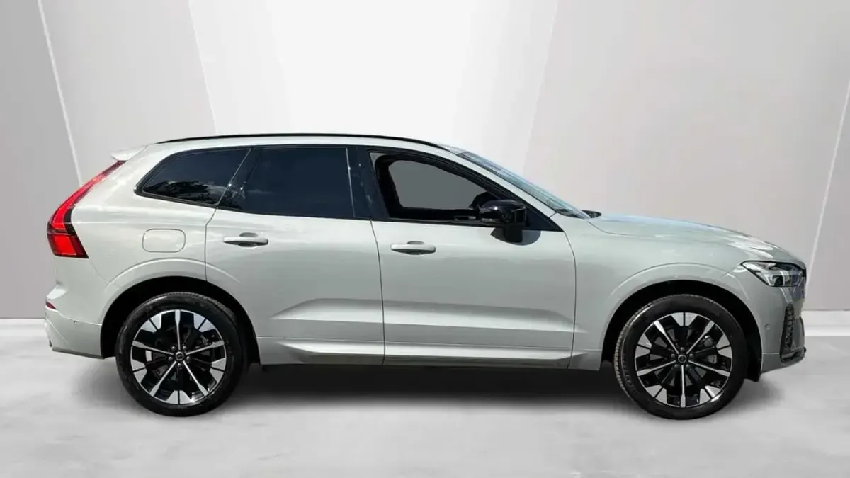 Used Volvo XC60 Plus 247 HP (181 kW) 2026 SUV