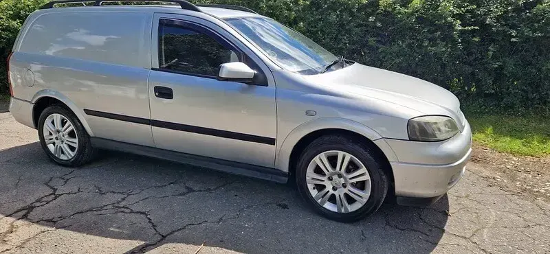 Used Vauxhall Astra Sportive 2005 Silver
