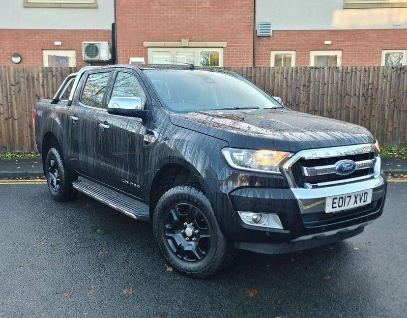 Black Used 2017 Ford Ranger Limited Pickup | £11,995 (Good price) - Image 1/4