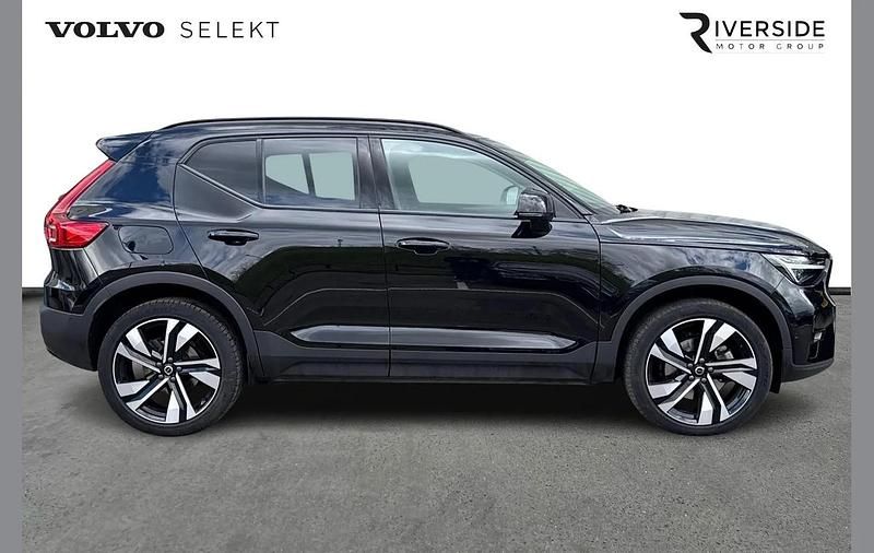 Used Volvo XC40 Ultra 163 HP (119 kW) 2024 Onyx black SUV