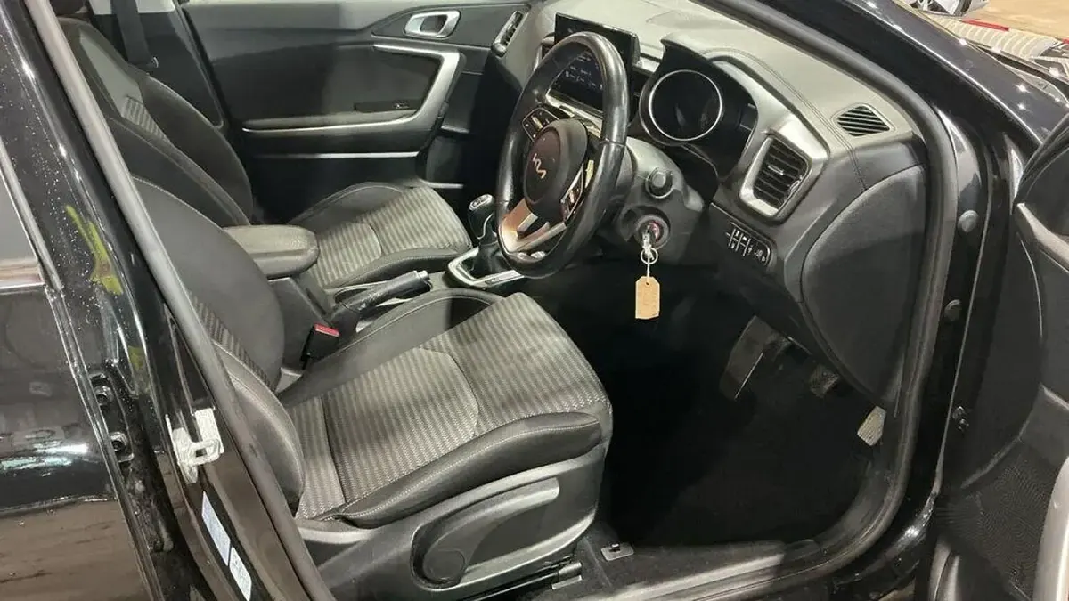 Used Kia Ceed 118 HP (86 kW) 2022 Black Hatchback