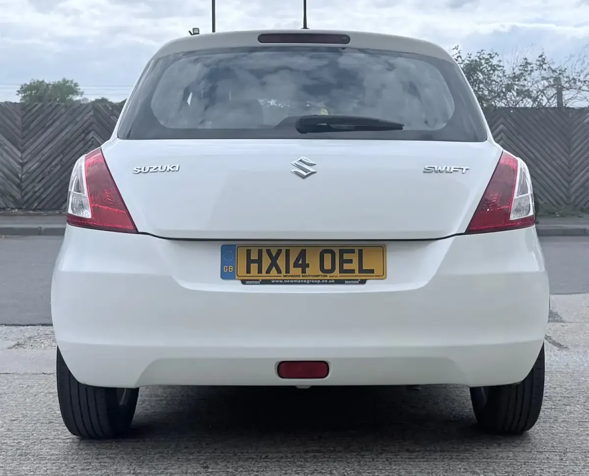 Usado Suzuki Swift SZ3 2014 Blanco Utilitario