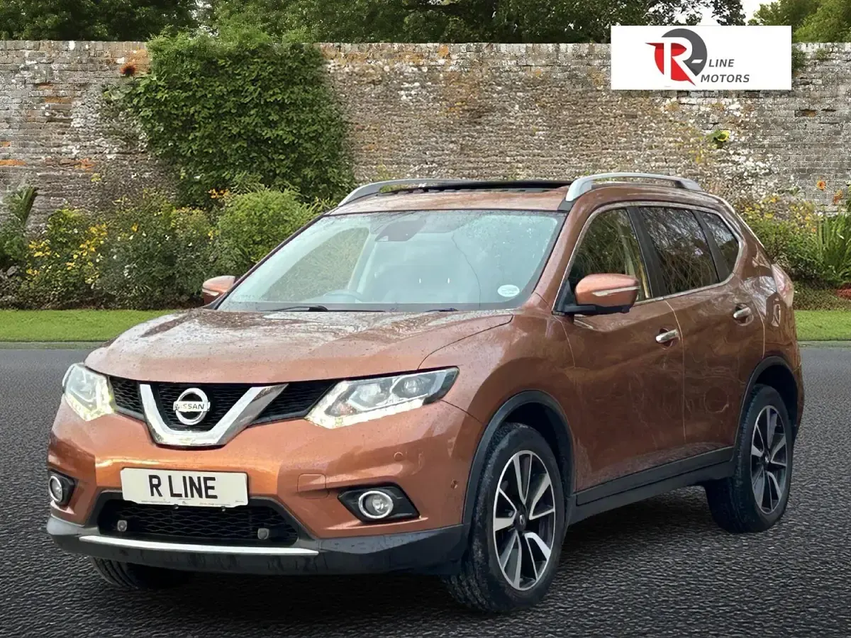 Used Nissan X-Trail Tekna 130 HP (95 kW) 2014 Orange SUV