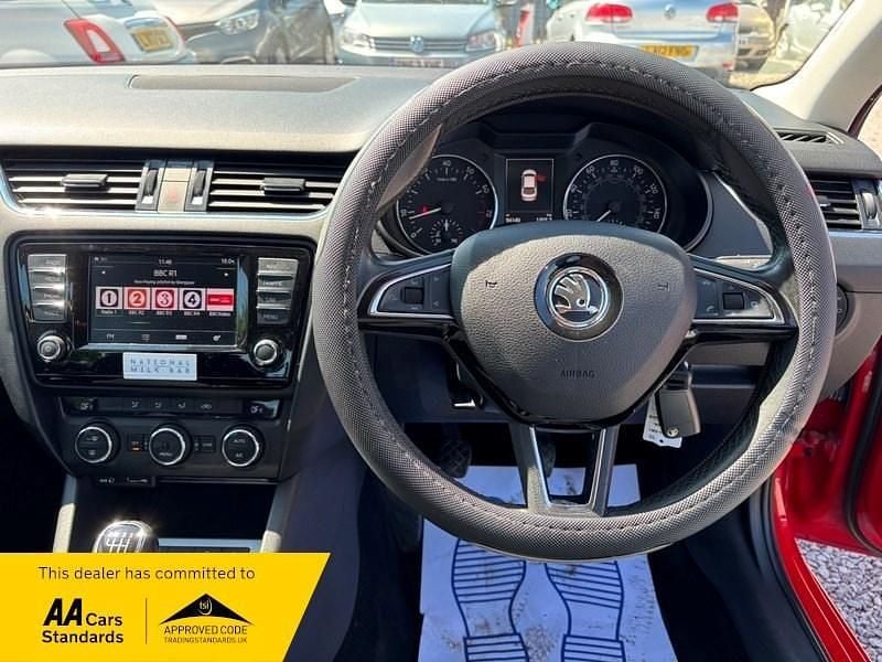 Used Skoda Octavia SE L 150 HP (110 kW) 2016 Red Hatchback