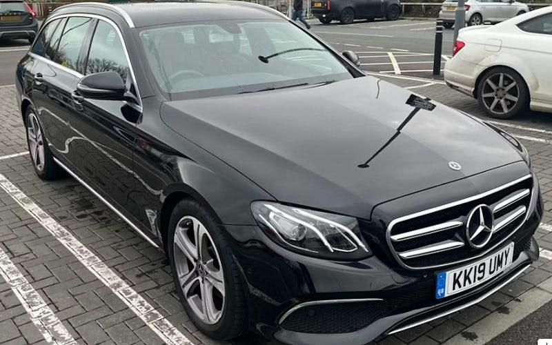 Used Mercedes E220 SE 194 HP (142 kW) 2019 Black Estate