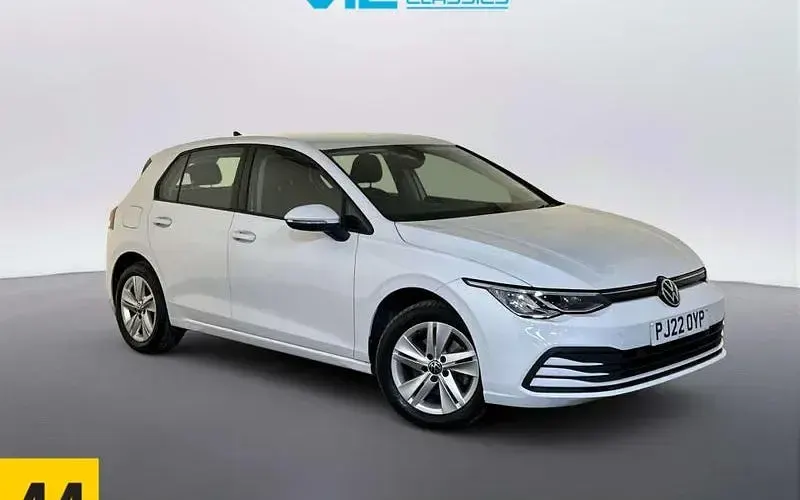 Used VW Golf VIII Life 110 HP (80 kW) 2022 Hatchback