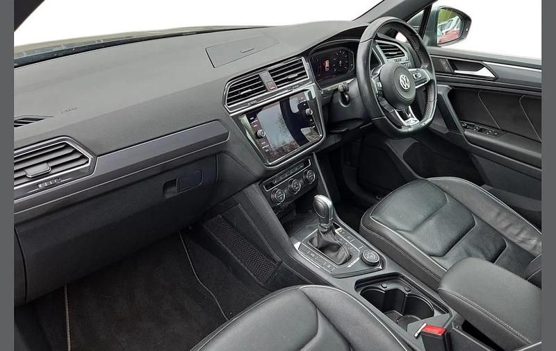 Used VW Tiguan R-line 147 HP (108 kW) 2019 Grey SUV