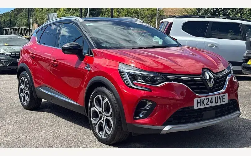 Used Renault Captur Techno 91 HP (66 kW) 2024 SUV