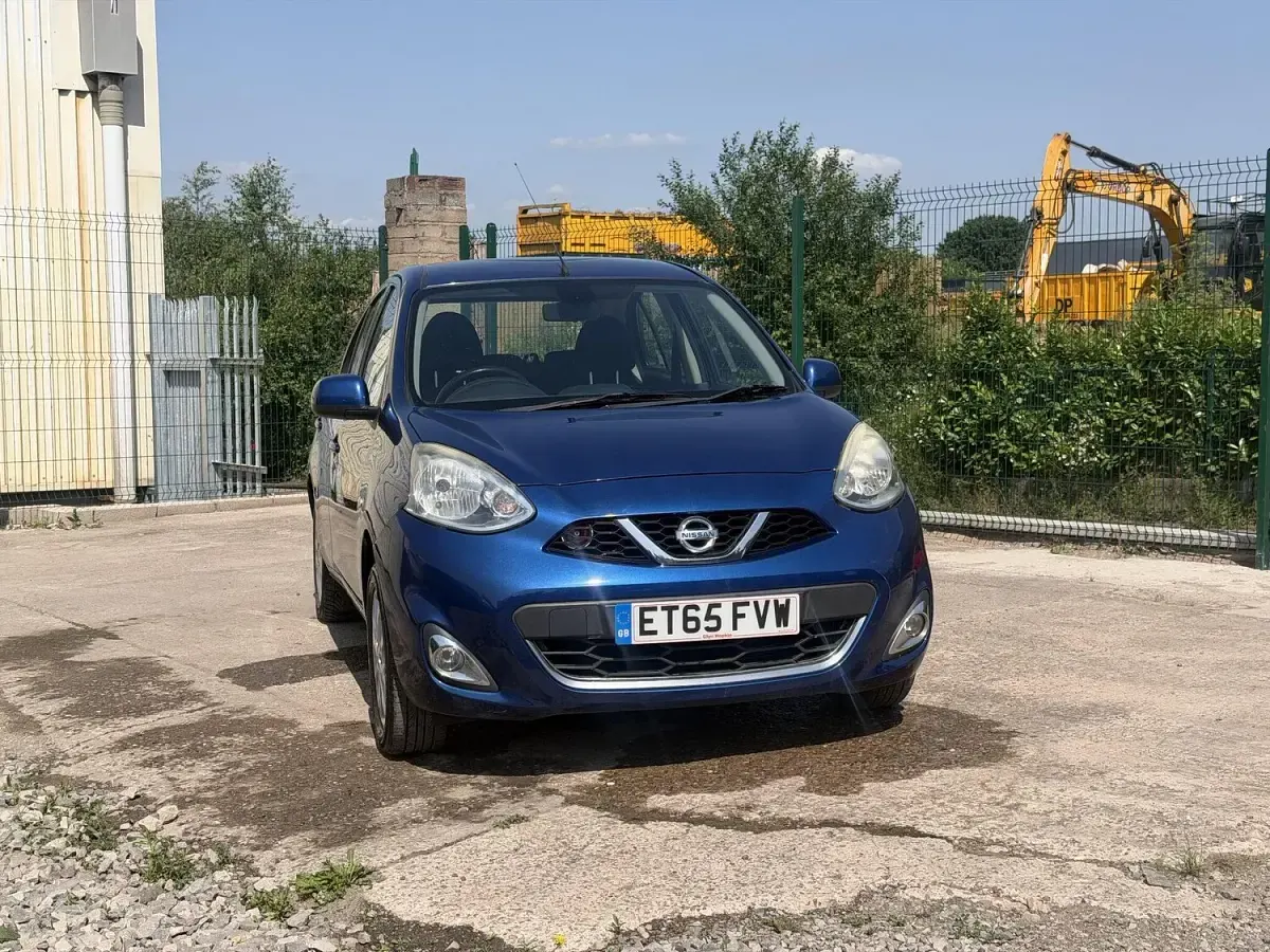 Used Nissan Micra Acenta 80 HP (58 kW) 2016 Blue Hatchback
