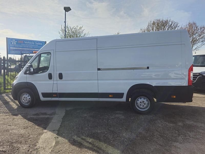 Used Citroën Relay 2023 White Van