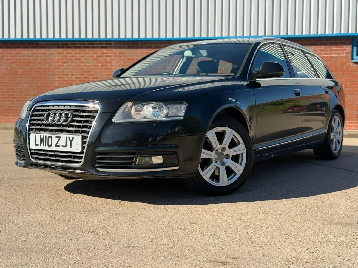 Begagnad Audi A6 2010 Svart Kombi