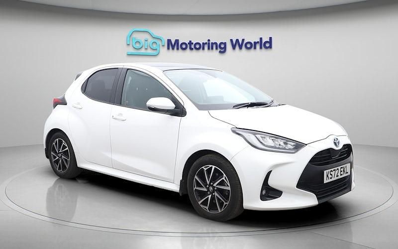 Used Toyota Yaris Hybrid Design 116 HP (85 kW) 2026 Hatchback
