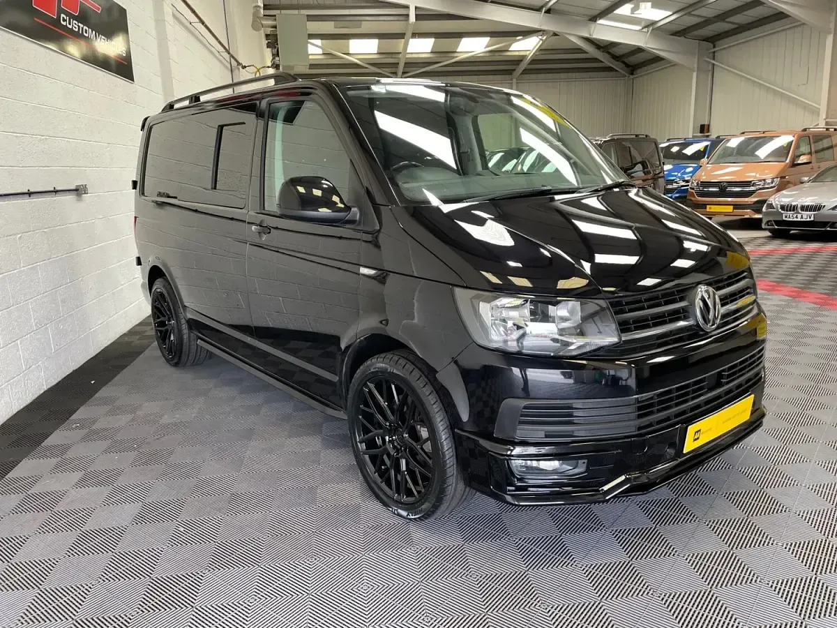 Used VW T6.1 Highline 150 HP (110 kW) 2019 Black Van