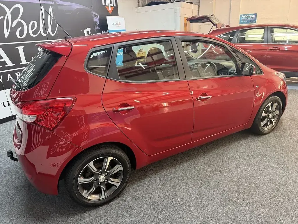 Used Hyundai i20 SE 2019 Red Hatchback