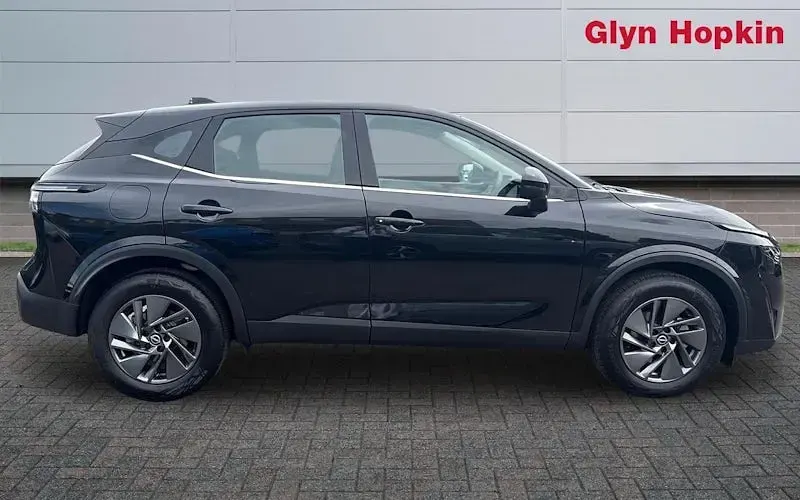 Used Nissan Qashqai Acenta Premium 158 HP (116 kW) 2026 SUV