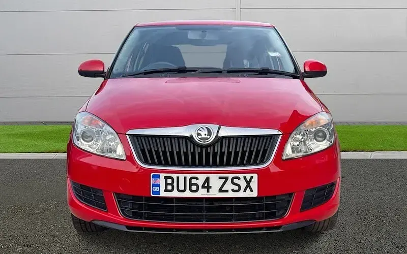 Used Skoda Fabia SE 69 HP (50 kW) 2014 Red Hatchback
