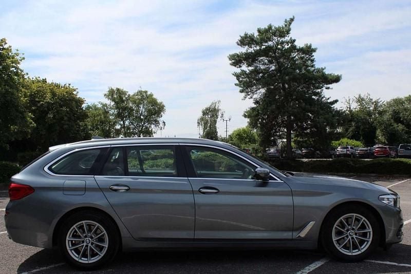 Blue Used 2018 BMW 520 Comfort Edition Estate | £11,990 (Fair price) - Image 1/2