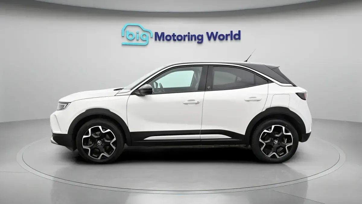 Used Vauxhall Mokka Edition 100 kW (136 HP) 2021 White SUV