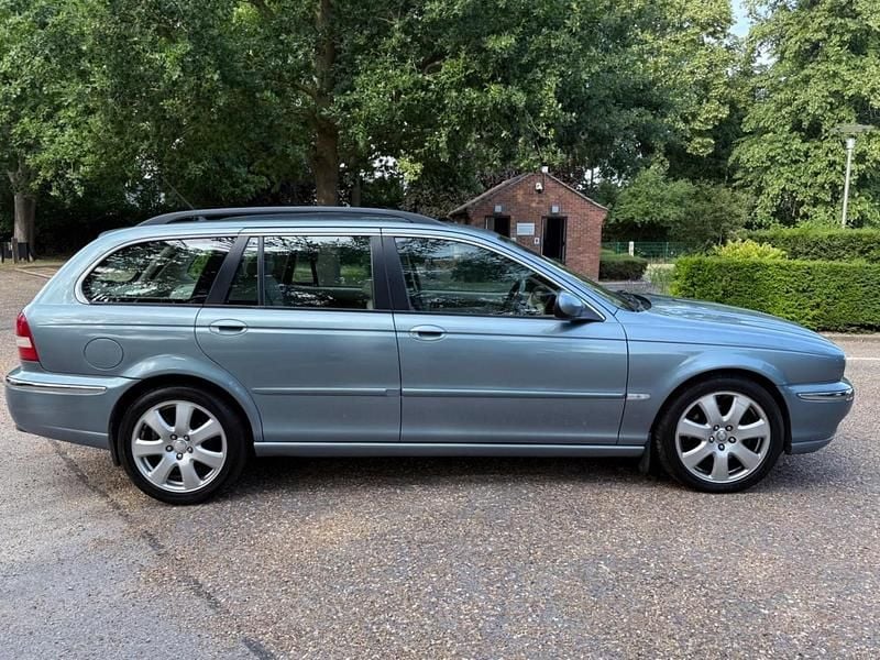 Blue Used 2004 Jaguar X-type SE Estate | £3,495 (Expensive) - Image 1/4