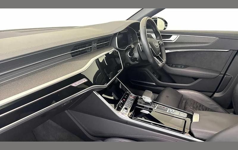 Used Audi RS6 Advanced 591 HP (434 kW) 2022 Grey Estate