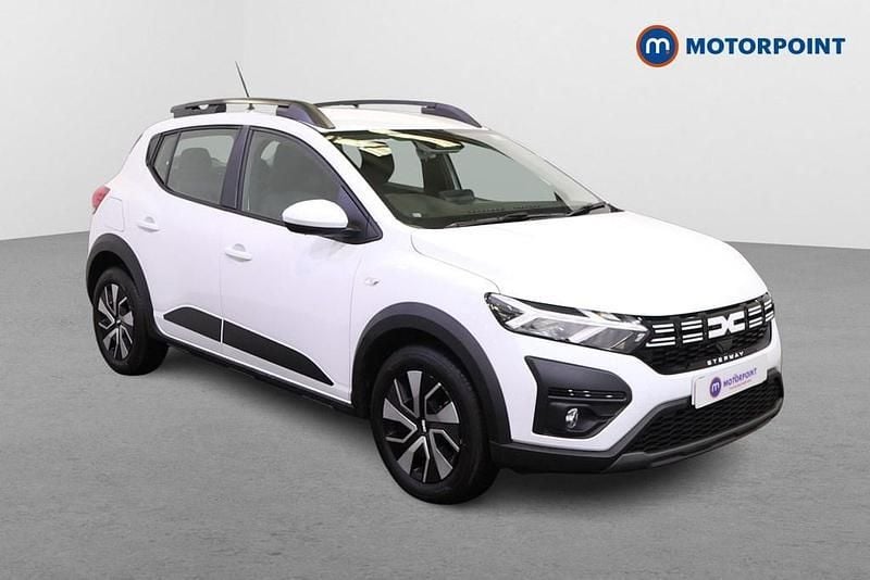 White New 2025 Dacia Sandero Expression Hatchback | £15,449 (Good price) - Image 1/4