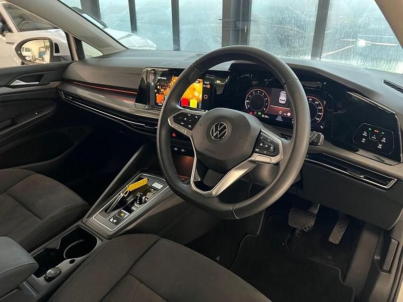 Used VW Golf VII Style 150 HP (110 kW) 2021 White Hatchback