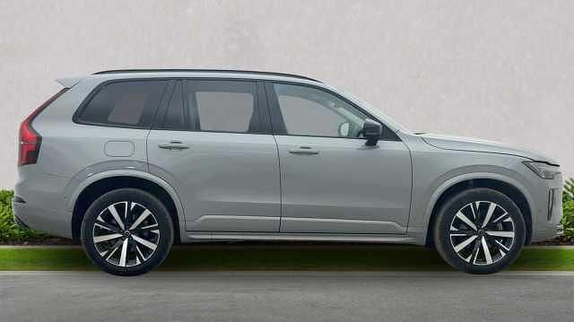 Used Volvo XC90 Plus 247 HP (181 kW) 2025 SUV