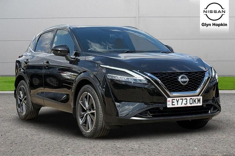 Black Used 2023 Nissan Qashqai Tekna SUV | £23,173 (Expensive) - Image 1/4