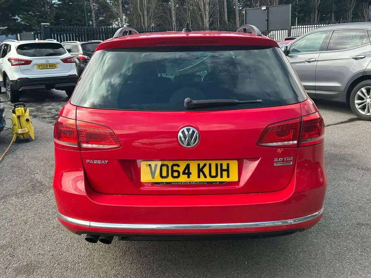 Used VW Passat Executive 2014 Red Estate