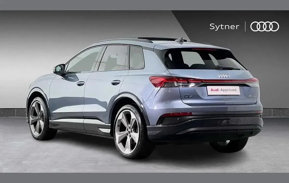 Used Audi Q4 e-tron Advanced 150 kW (204 HP) 2023 Blue SUV