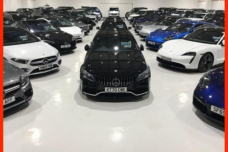 Black Used 2021 Land Rover Range Rover S SUV | £31,475 (Good price) - Image 1/1