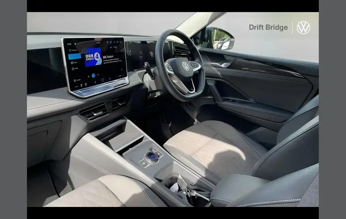 Used VW Tiguan Match 147 HP (108 kW) 2024 Blue SUV